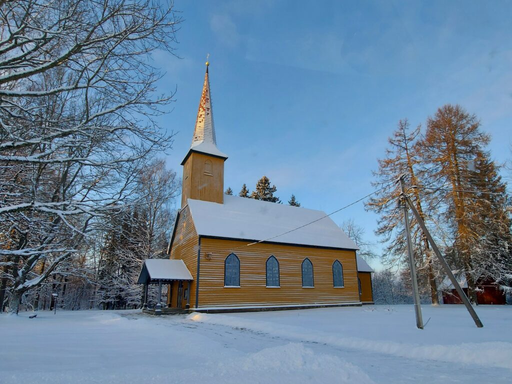 Käru wooden church
