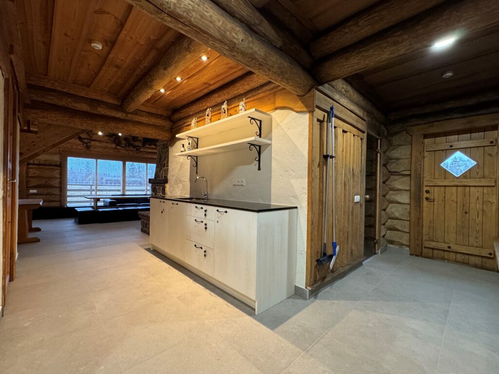 Russian sauna and accommodation in Estonia_Toosikannu_kitchen