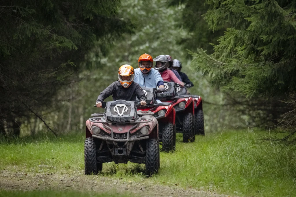 Toosikannu Looduspark elamuspuhkus ATV matkad meeskonnaüritus