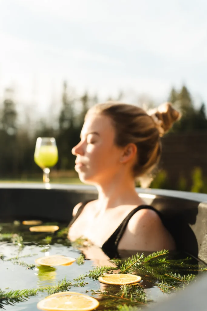 Toosikannu metsaspaa elamus, sauna rent, tünnisaun, elamuspuhkus