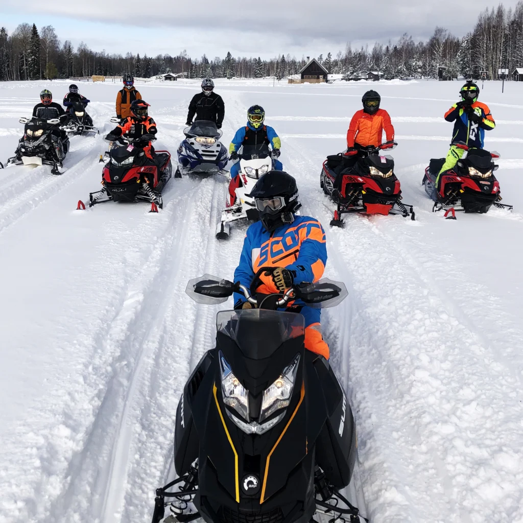 Mootorsaanimatkad Snowmobile tours Toosikannu Looduspark